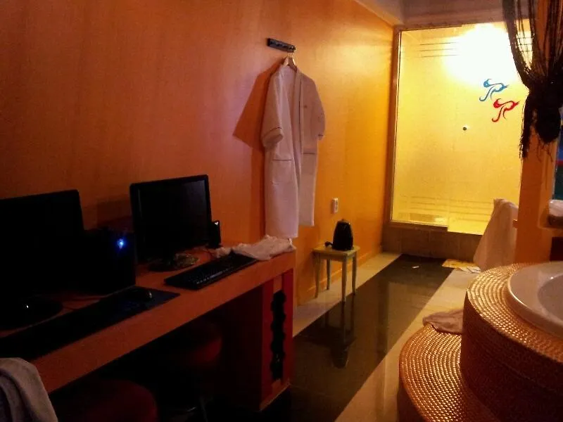 Hotel Peacock Motel Incheon
