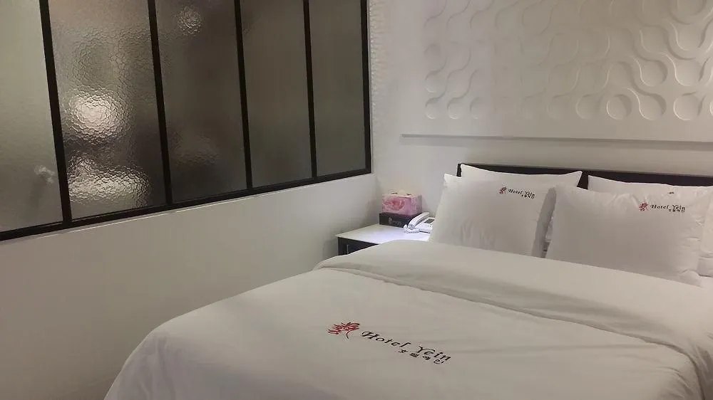 ** Hotel Peacock Motel Incheon South Korea